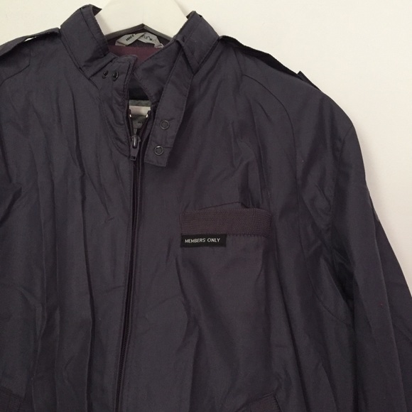 Vintage Members Only Smokey Plum Jacket. Size 38. - Picture 3 of 5